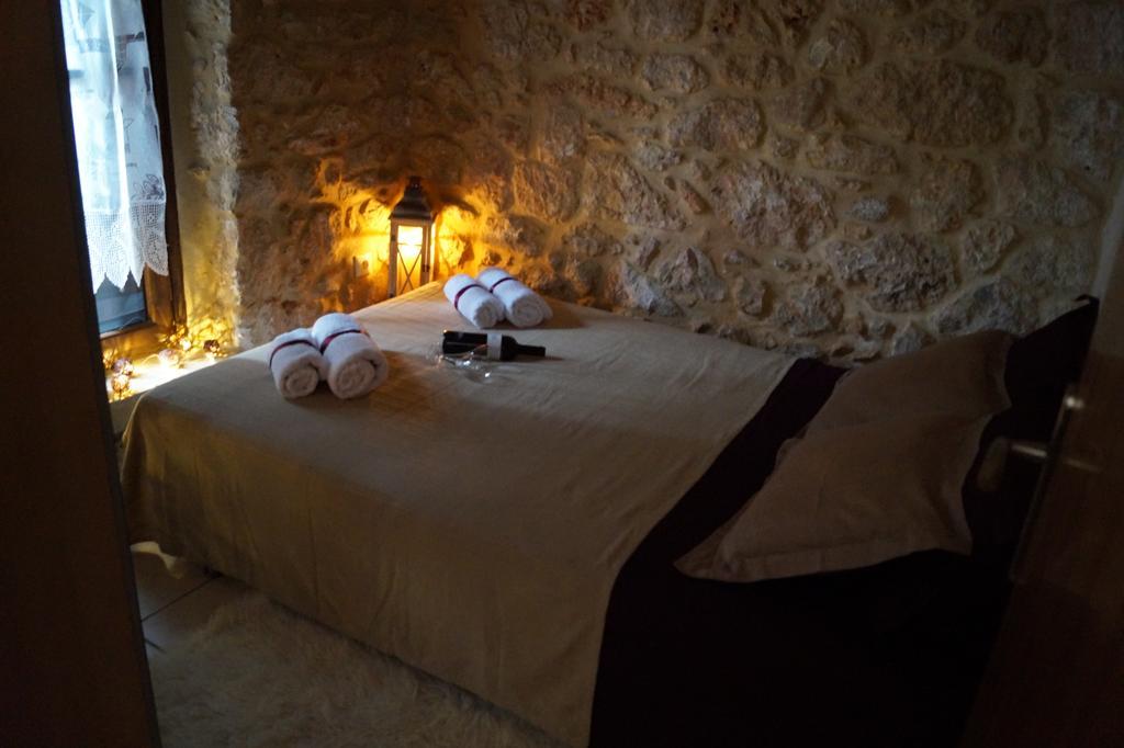 Niko'S Stone Guest House Bãi biển Bãi biển Plitra Ngoại thất bức ảnh